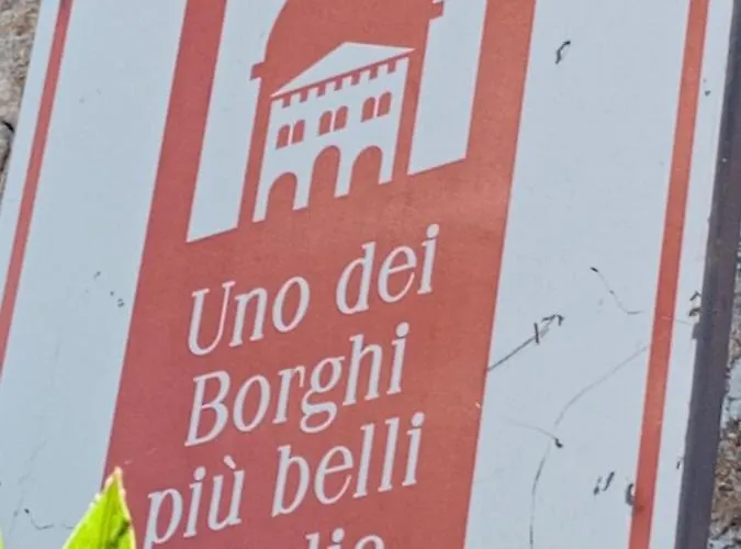 Apartment Casa Girasole Giglio Castello